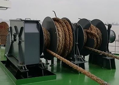 5-800KN একক ড্রাম বৈদ্যুতিক মোরিং উইঞ্চ ডার্কিং হেড জাহাজ ডেক সরঞ্জাম সঙ্গে